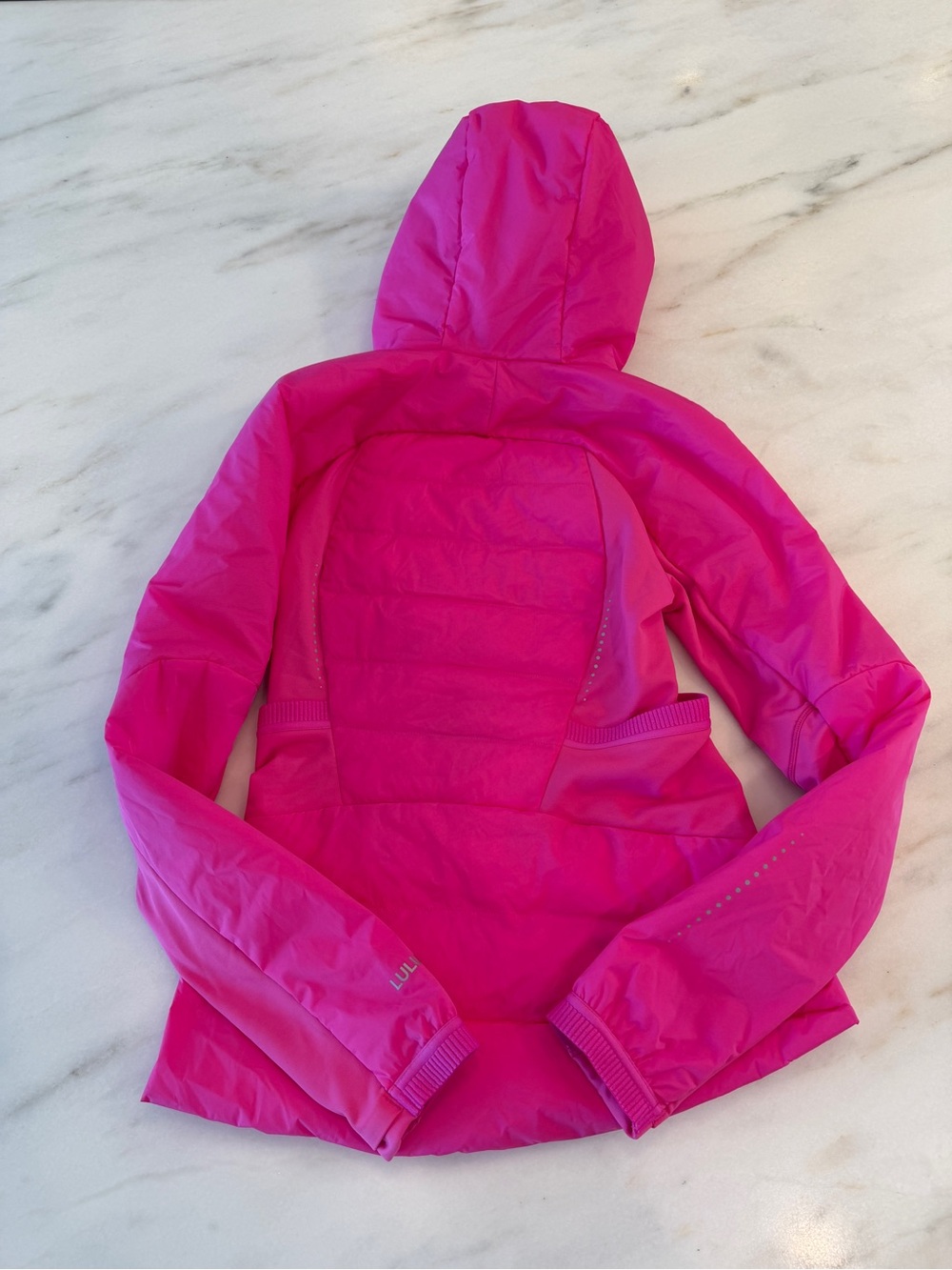 Lululemon Down for It All Jacket
Sonic Pink sz 4 GUC - Picture 5 of 8